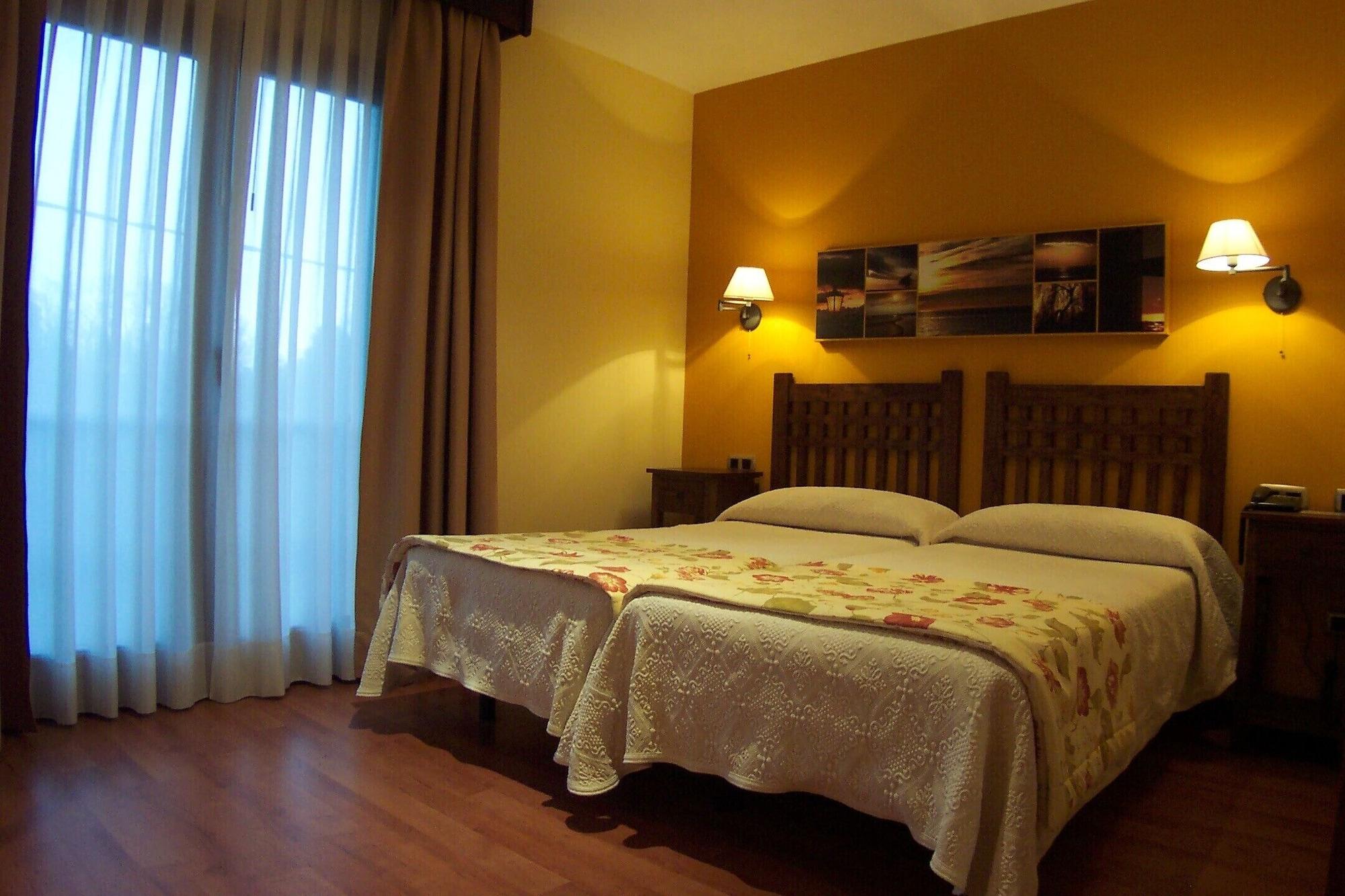 Hotel Bufon De Arenillas Vidiago Exterior photo